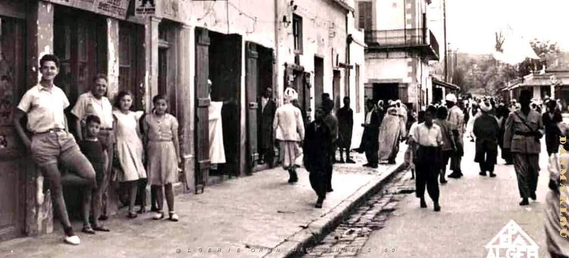 2950- Khenchela - Rue Lamoriciere et Magasin du Chabord2.jpg